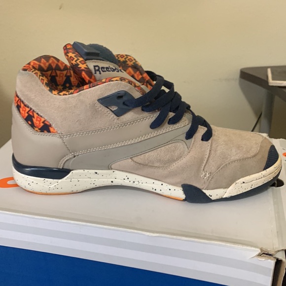 Reebok court victory pump size 8 used - Picture 7 of 8